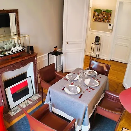 Parisian Elegance In Ranelagh Appartamento Parigi