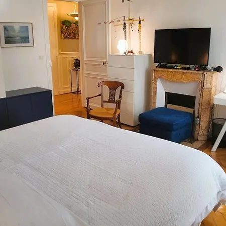 Parisian Elegance In Ranelagh Appartamento