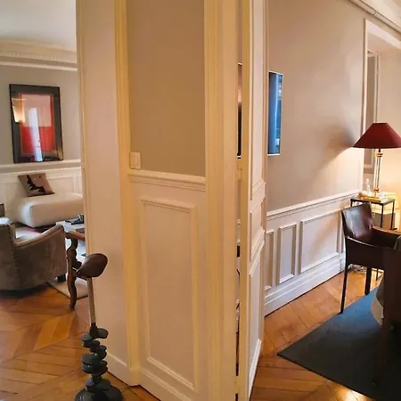 Appartamento Parisian Elegance In Ranelagh *