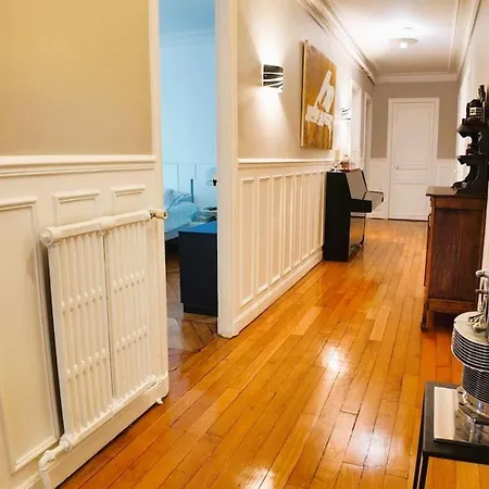 Parisian Elegance In Ranelagh * Parigi