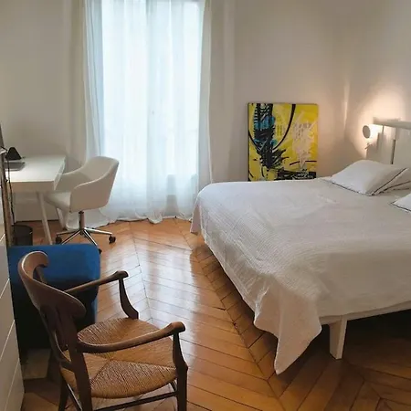 Parisian Elegance In Ranelagh Appartamento